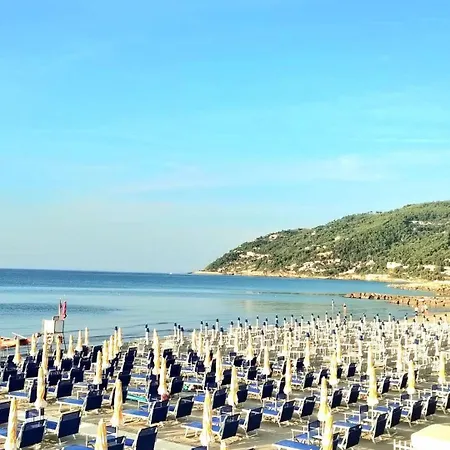 Casa • Mare Relax E Famiglie וילה Marina dʼAndora